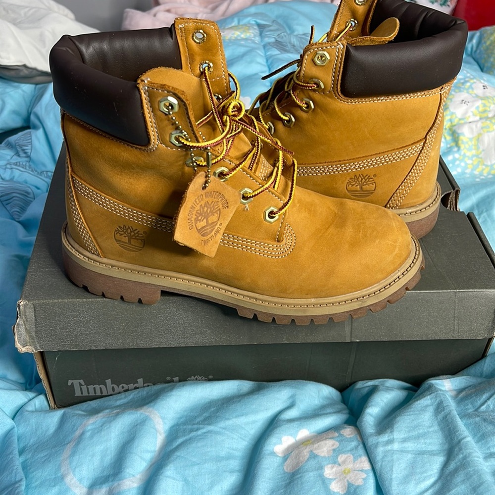 Timberland boots wheat color